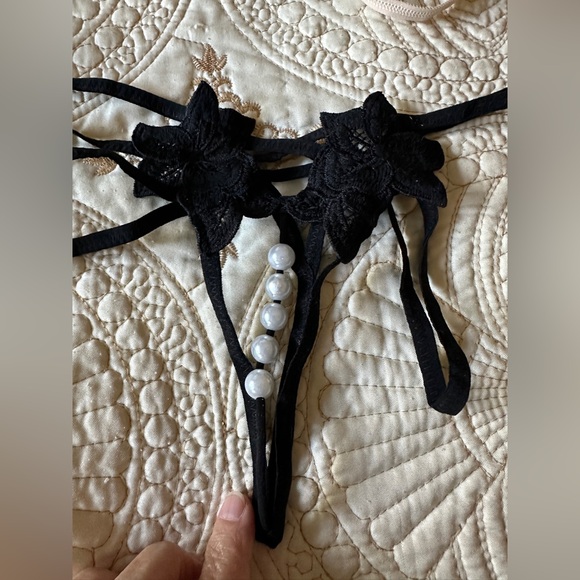 Intimates Set Lot - Picture 5 of 8